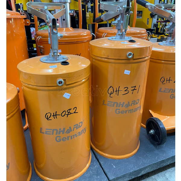 Lenhard Germany QH081 10kg Manual Hydraulic Grease Bucket Pump | 24-Month Warranty | Kreatives.co.ke